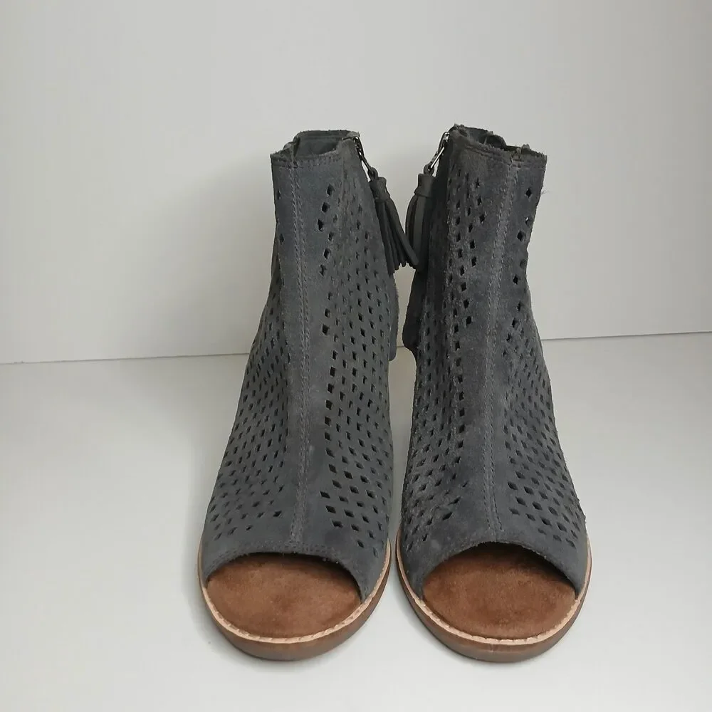 TOMS Women's Majorca Boots Size 8.5 Block Heel Open Toe Grey Suede Boho Shoes‎